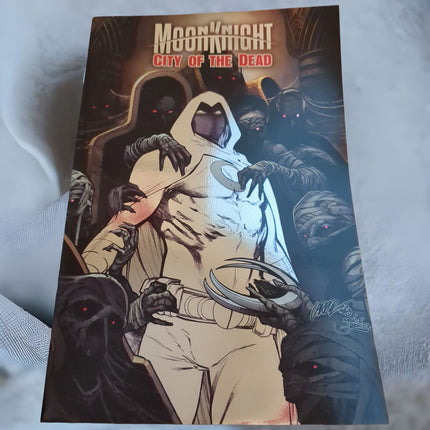 MOON KNIGHT: CITY OF THE DEAD #1 - PEPE LARRAZ - FOIL VARIANT 2023