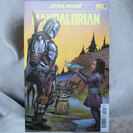 STAR WARS: THE MANDALORIAN #4 SALVADOR LARROCA VARIANT MARVEL COMICS 2022