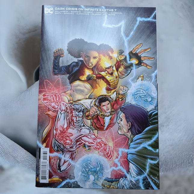 DARK CRISIS ON INFINITE EARTHS #7 1:25 INCENTIVE VARIANT IAN CHURCHILL