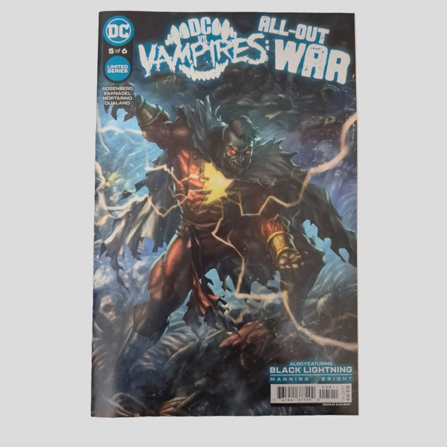 DC VS VAMPIRES ALL-OUT WAR #5 (OF 6) CVR A ALAN QUAH