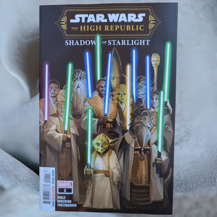 STAR WARS: THE HIGH REPUBLIC - SHADOWS OF STARLIGHT #1 - REGULAR (2023)