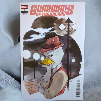 GUARDIANS OF THE GALAXY #6 - PEACH MOMOKO - HOWARD THE DUCK VARIANT (2023)