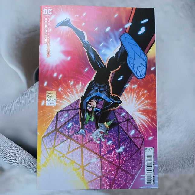 Nightwing #99 MARIO FOX FOCCILLO - HOLIDAY CARD VARIANT