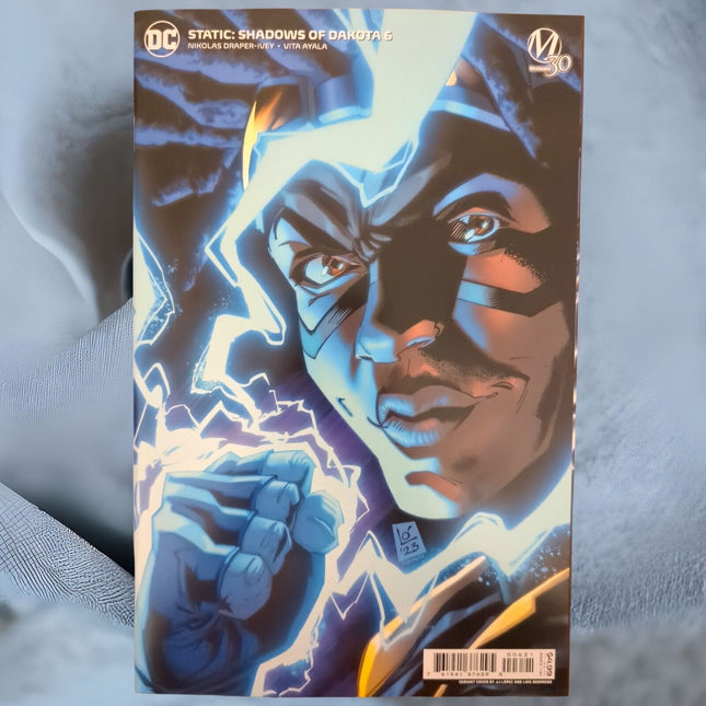 STATIC SHADOWS OF DAKOTA #5  - JJ LOPEZ VARIANT (2023)