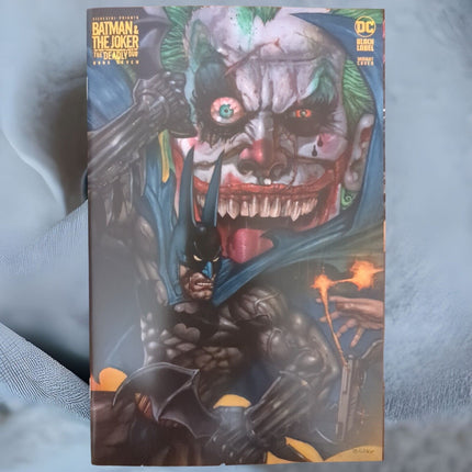 BATMAN & THE JOKER THE DEADLY DUO #7 CVR B SIMON BISLEY 2023