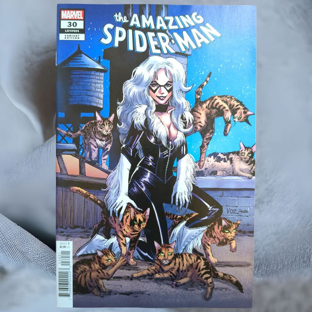 AMAZING SPIDER-MAN #30  - MIKE VOSBURG VARIANT 2023