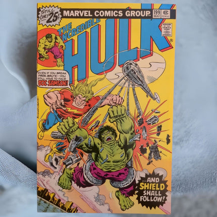 THE INCREDIBLE HULK #199 - STANDARD EDITION (1976)