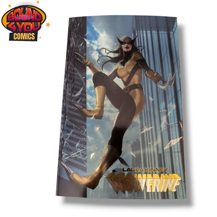 Laura Kinney: Wolverine #1 - Lesley Leirix Li - Foil Variant (2024)