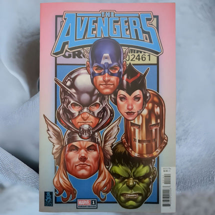 AVENGERS #1 MARK BROOKS CORNER BOX VARIANT