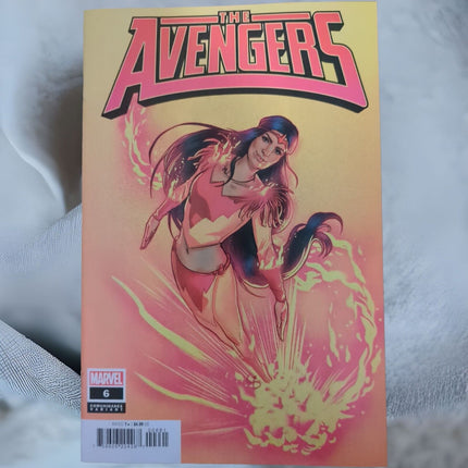 THE AVENGERS #6 - ERNANDA SOUZA - COMMUNIDADES VARIANT (2023)