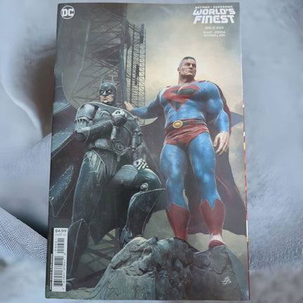 BATMAN SUPERMAN WORLDS FINEST #20 - BJORN BARENDS VARIANT (2023)